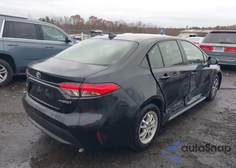 2022 Toyota Corolla Hybrid Le z USA, uszkodzony, nr VIN JTDEAMDE1NJ044316